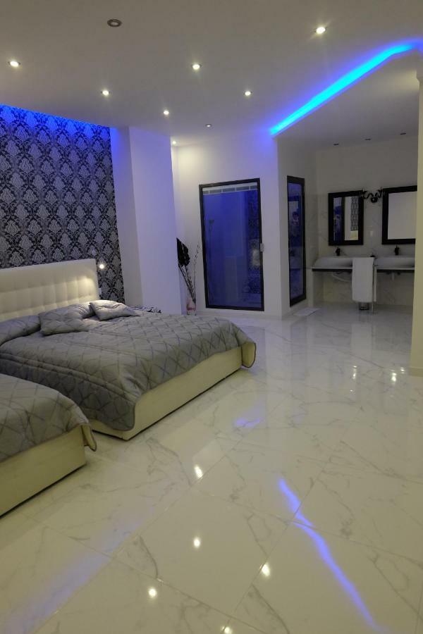 White Room Idromassaggio Su Richiesta Naples Extérieur photo