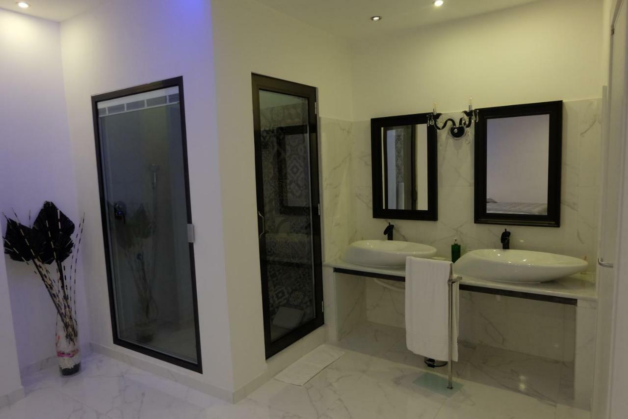 White Room Idromassaggio Su Richiesta Naples Extérieur photo