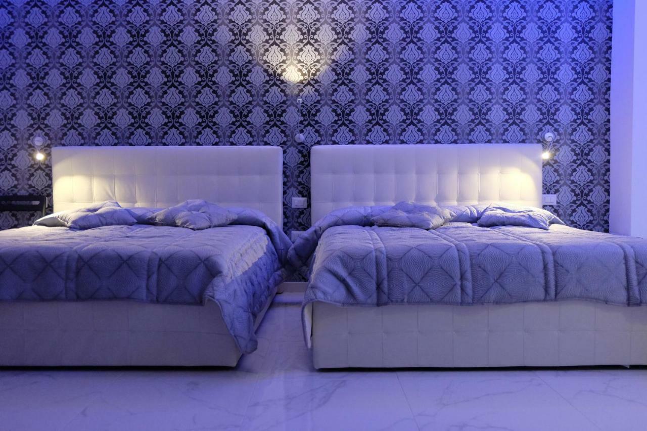 White Room Idromassaggio Su Richiesta Naples Extérieur photo