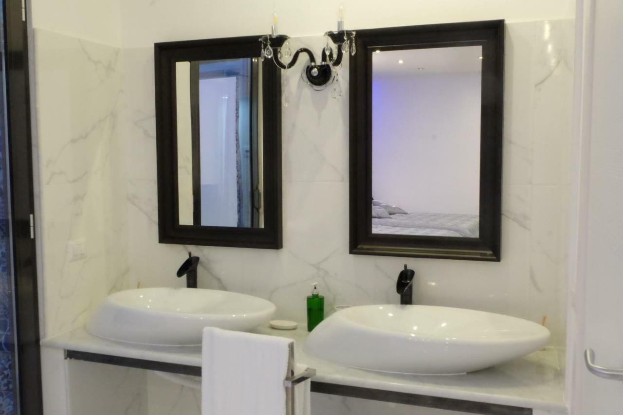 White Room Idromassaggio Su Richiesta Naples Extérieur photo