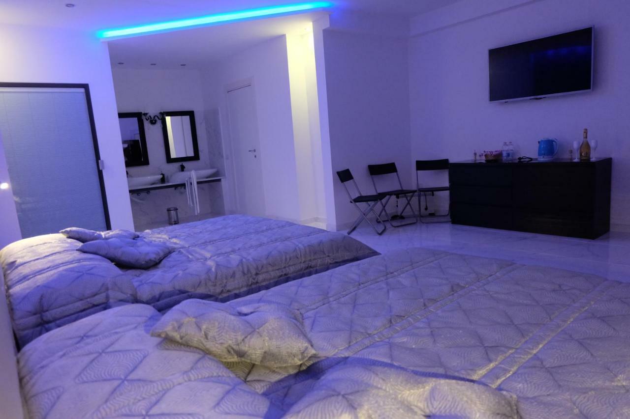 White Room Idromassaggio Su Richiesta Naples Extérieur photo